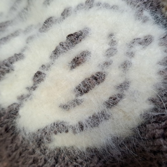 Olsen Cotton Blend Sweater with Angora accents Size 36 - Picture 14 of 15